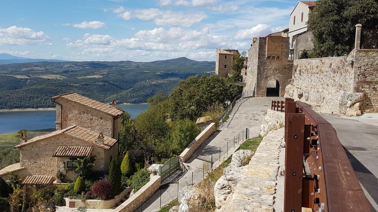 Civitella Del Lago Le Casette Di Civitella La Casa Di Nonna Giulia מראה חיצוני תמונה